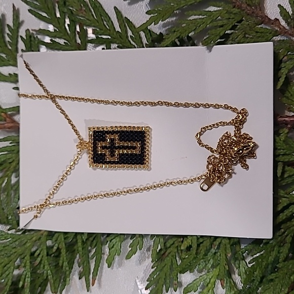 Beaded Cross Pendant - Picture 3 of 4